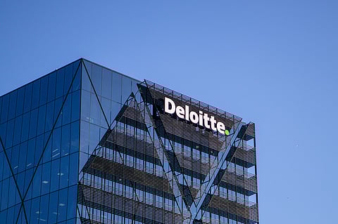 Deloitte analisa mudanças na experiência do cliente, trabalho e segurança no mundo hiperconectado