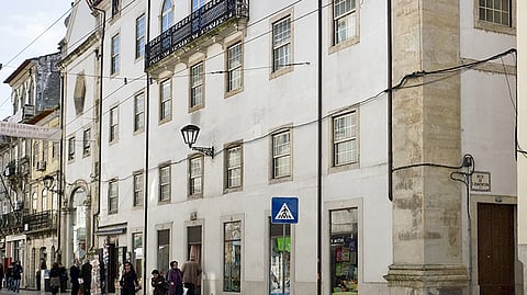 Coimbra. Colégio do século XVI da Rua da Sofia está à venda por 1,75 milhões de euros