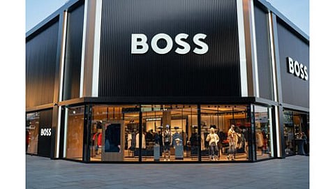 Hugo Boss prevê reorganização em 2026 e regresso ao crescimento em 2027