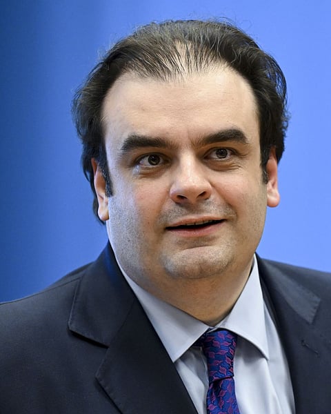 Grego Kyriakos Pierrakakis eleito presidente do Eurogrupo