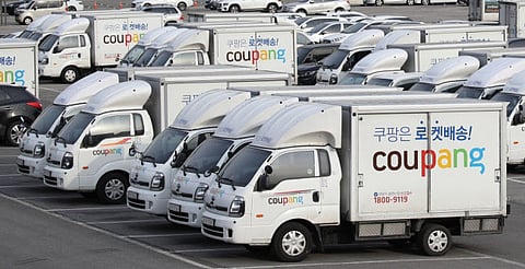 Proprietária da Farfetch oferece mil milhões em cupões após fuga de dados