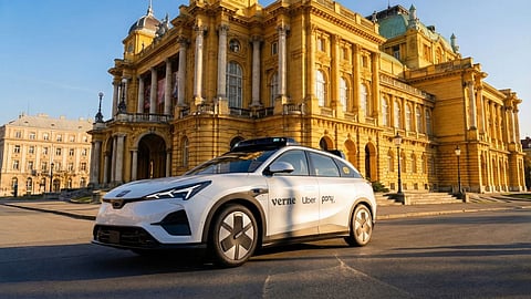 Um dos robotáxis em Zagreb.