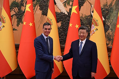 Pedro Sánchez com Xi Jinping. Primeiro-ministro espanhol fez a quarta visita à China em quatro anos.