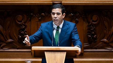 Lei de retorno de estrangeiros seguiu para debate na especialidade sem ser votada