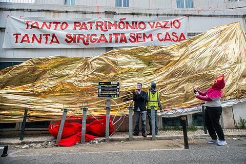 Membros da Sirigaita em protesto contra a Câmara Municipal de Lisboa.