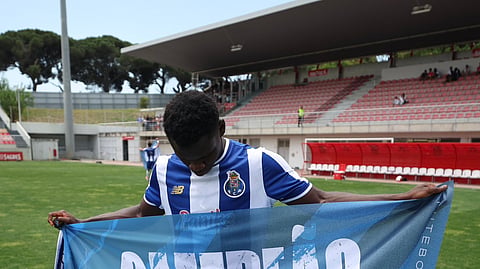 O guineense Tcherno Jamanca marcou por duas vezes para os portistas.