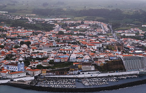 A ilha Terceira, nos Açores, conta com uma população de 52 mil habitantes, mas será amanhã, 10 de Junho, o centro das celebrações do Dia de Portugal, de Camões e das Comunidades Portuguesas.
