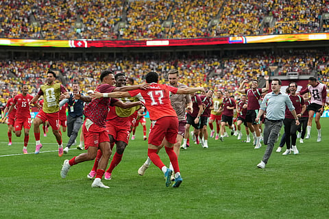 A festa suíça no final do jogo com a Colômbia