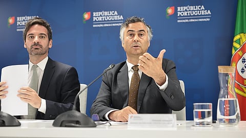 Conferência de imprensa foi convocada pelo ministro.