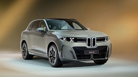 Um BMW X5 no configurador virtual da marca.