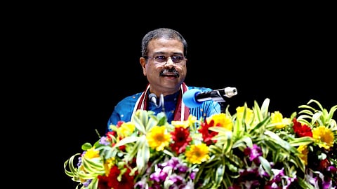 Ministro da Educação indiano demite-se após semanas de protestos