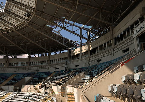 Estádio do Chornomorets danificado em ataque russo obriga ao adiamento de jogo da Liga ucraniana