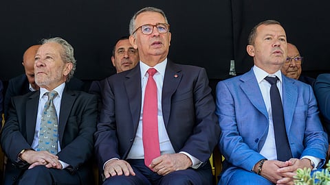 António José Seguro foi acompanhado pelo secretário de Estado da Proteção Civil, Rui Rocha e Álvaro Guerreiro, presidente da comissão de honra das comemorações dos 150 anos dos bombeiros da cidade.