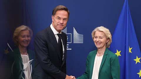 Ursula von der Leyen e Mark Rutte coincidiram no discurso de repúdio das ações de Moscovo.