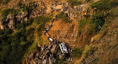 Pelo menos 22 mortos em acidente com autocarro na ilha cabo-verdiana do Fogo
