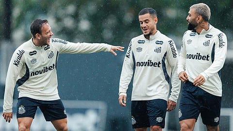 Arthur, Philippe Coutinho e Gabigol são alguns dos astros do Santos FC.