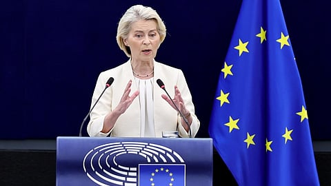 Ursula von der Leyen, afirmou que a UE “não levantará nenhuma sanção, a menos que a Rússia ponha fim à guerra”.