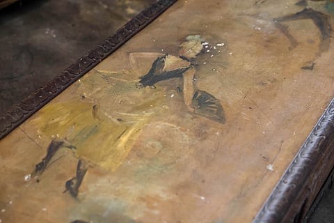 Descobertas duas pilastras pintadas por Columbano Bordalo Pinheiro no Museu do Caramulo