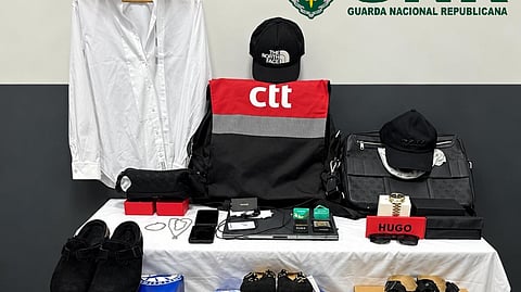Dois detidos por burla em Silves. Suspeitos faziam-se passar por funcionários dos CTT