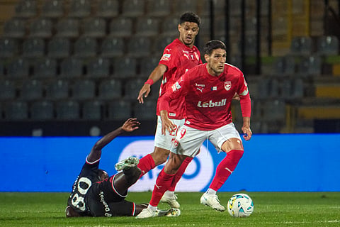 I Liga: Santa Clara vence Casa Pia e iguala Sporting na classificação