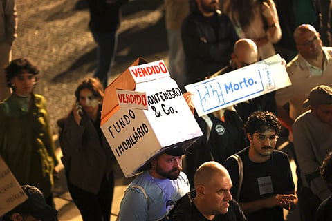 Habitação: Manifestantes continuam acampados em Lisboa e Porto após noite tranquila