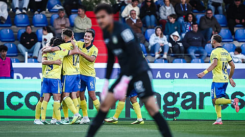 Jogadores do Arouca festejam o golo contra o Alverca.