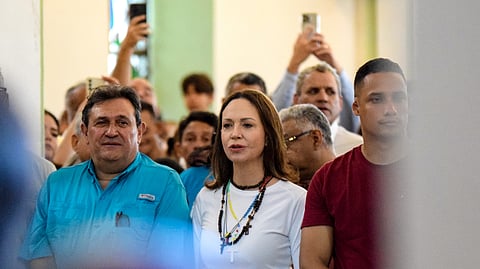 María Corina Machado (ao centro) participou este domingo numa cerimónia religiosa no Santuário da Divina Pastora em Barquisimeto, Venezuela.