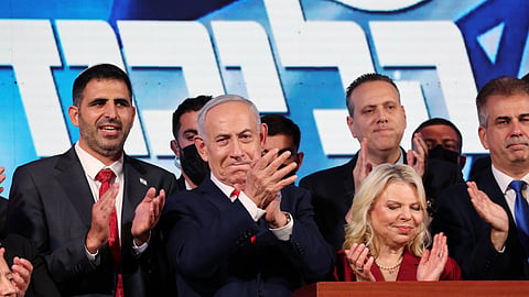 Benjamin Netanyahu após o discurso, já de madrugada.