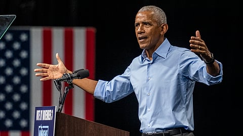Barack Obama durante um comício democrata em Detroit