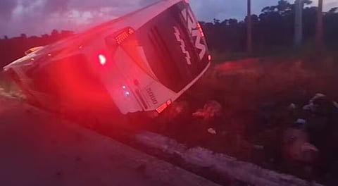 Pelo menos nove mortos e 23 feridos em acidente de autocarro de turismo na Bahia