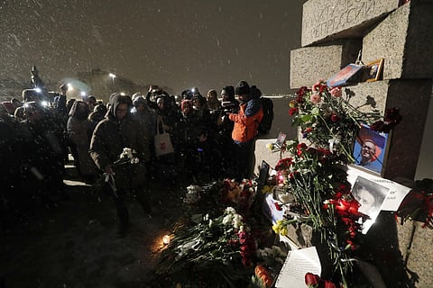 Mais de cem pessoas detidas em concentrações de homenagem a Navalny
