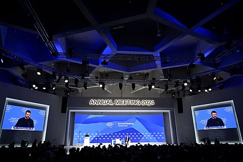 Zelensky pede ajuda para garantir "superioridade aérea" face à Rússia
