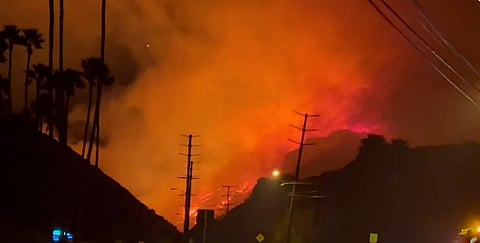 Incêndio na Califórnia atinge mais de 344 hectares e provoca evacuações