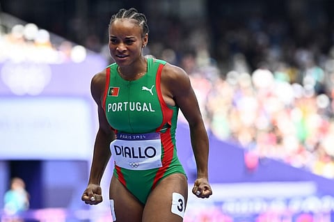 Fatoumata Diallo nas meias-finais dos 400m barreiras.