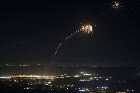 Foguetes disparados no sul do Líbano e intercetados pelo sistema de defesa israelita.