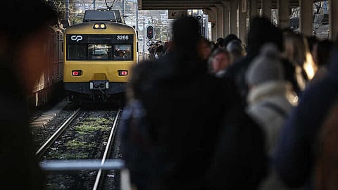 Retomada circulação ferroviária entre Oeiras e Cascais