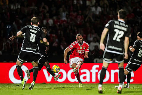 Arthur Cabral.