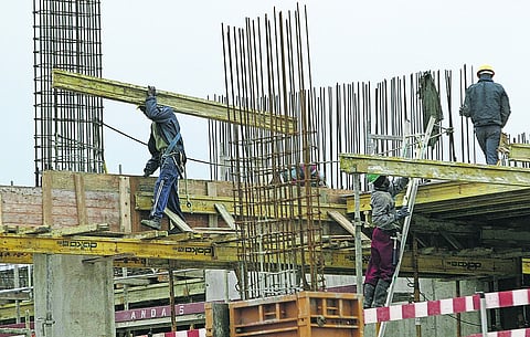 Há perto de cem produtoras de betão, responsáveis por 230 centros de produção espalhados pelo país.