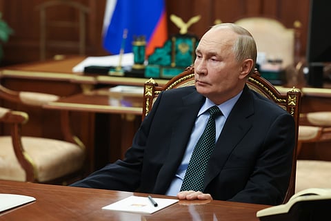 O botão nuclear ficou mais perto de Putin. Quais são os riscos?
