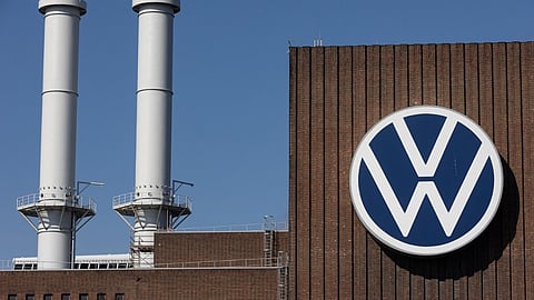 Volkswagen multada em 1,2 milhões de euros por violar regulamentos de mercado