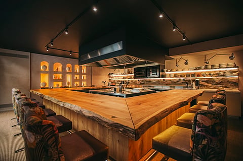 Restaurante 2Monkeys / Carlos Vieira