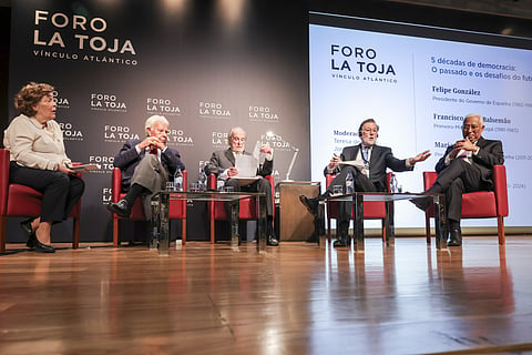 Os ex-primeiros-ministros Felipe González, Francisco Pinto Balsemão, Mariano Rajoy e António Costa no Foro La Toja, em Lisboa. Debate moderado pela jornalista Teresa de Sousa.