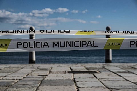 Agente da Polícia Municipal agride condutor de Tuk Tuk