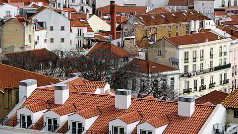 Mais de 129.600 inquilinos recebem em setembro apoio à renda com retroativos. 58 mil com pagamento suspenso