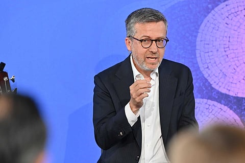 Carlos Moedas envergonhado por país "não ter política de imigração"