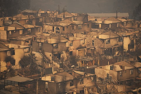 Povoação de El Olivar, na região de Valparaíso, destruída pelas chamas.