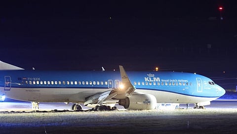 Avião da KLM aterrou de emergência na Noruega mas só parou fora da pista