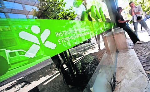 Quase dois terços dos desempregados transitaram para emprego no 3.º trimestre