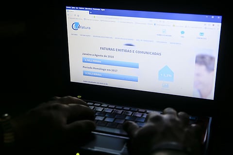 Prazo para validar faturas no portal e-fatura termina na segunda-feira