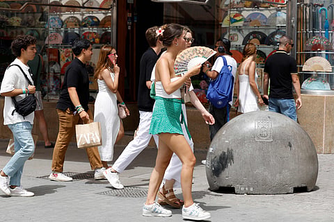 Cidade de Madrid aconselha turistas a refugiarem-se nos museus nas horas do calor